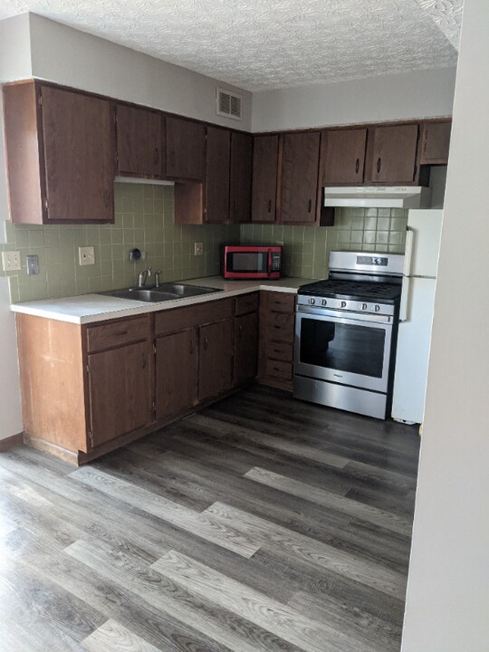 39 W Lincoln St in Westerville, OH - Building Photo