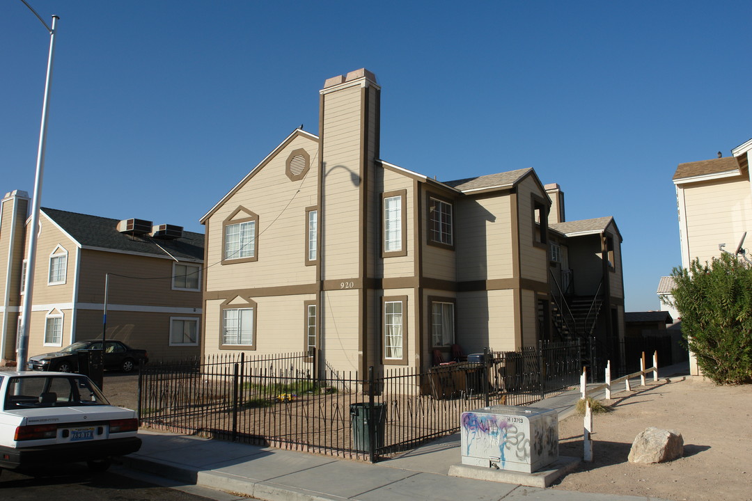 920 Bridgewater St in Las Vegas, NV - Foto de edificio