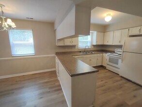 11523 5 Cedars Rd in Charlotte, NC - Building Photo - Building Photo