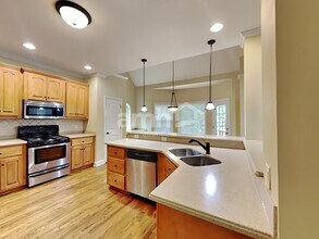 103 Oakwind Pky in Canton, GA - Building Photo - Building Photo