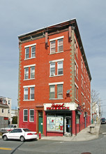 201 Elm St in Yonkers, NY - Building Photo - Building Photo