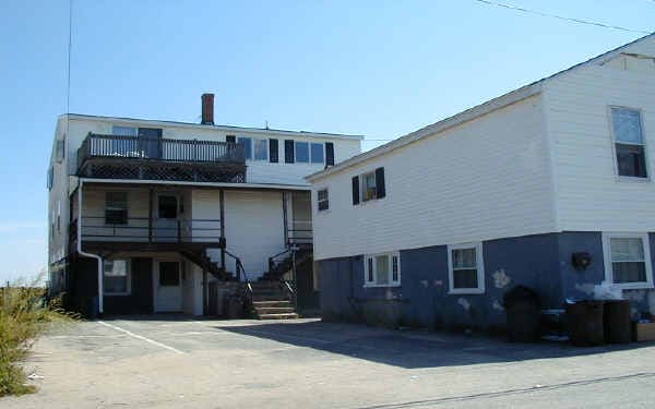 85-87 Atlantic Ave in Salisbury, MA - Foto de edificio