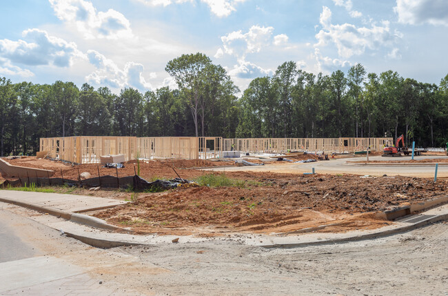 Views At Flowers in Selma, NC - Building Photo - Building Photo