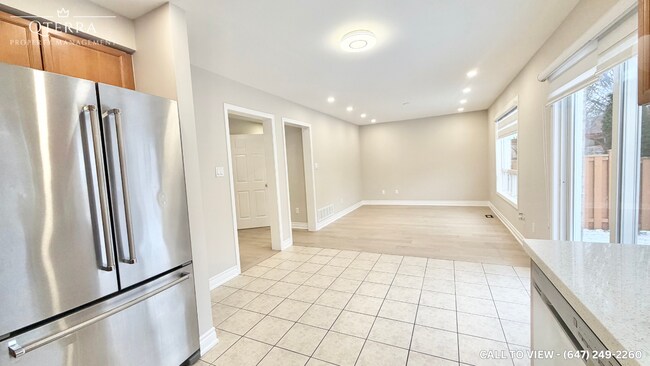 3036 Abernathy Way in Oakville, ON - Building Photo - Building Photo