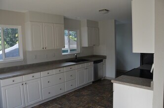 1317 NW Benton St in Camas, WA - Building Photo - Building Photo