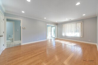 365 Jefferson Ct in Vernon Hills, IL - Building Photo - Building Photo