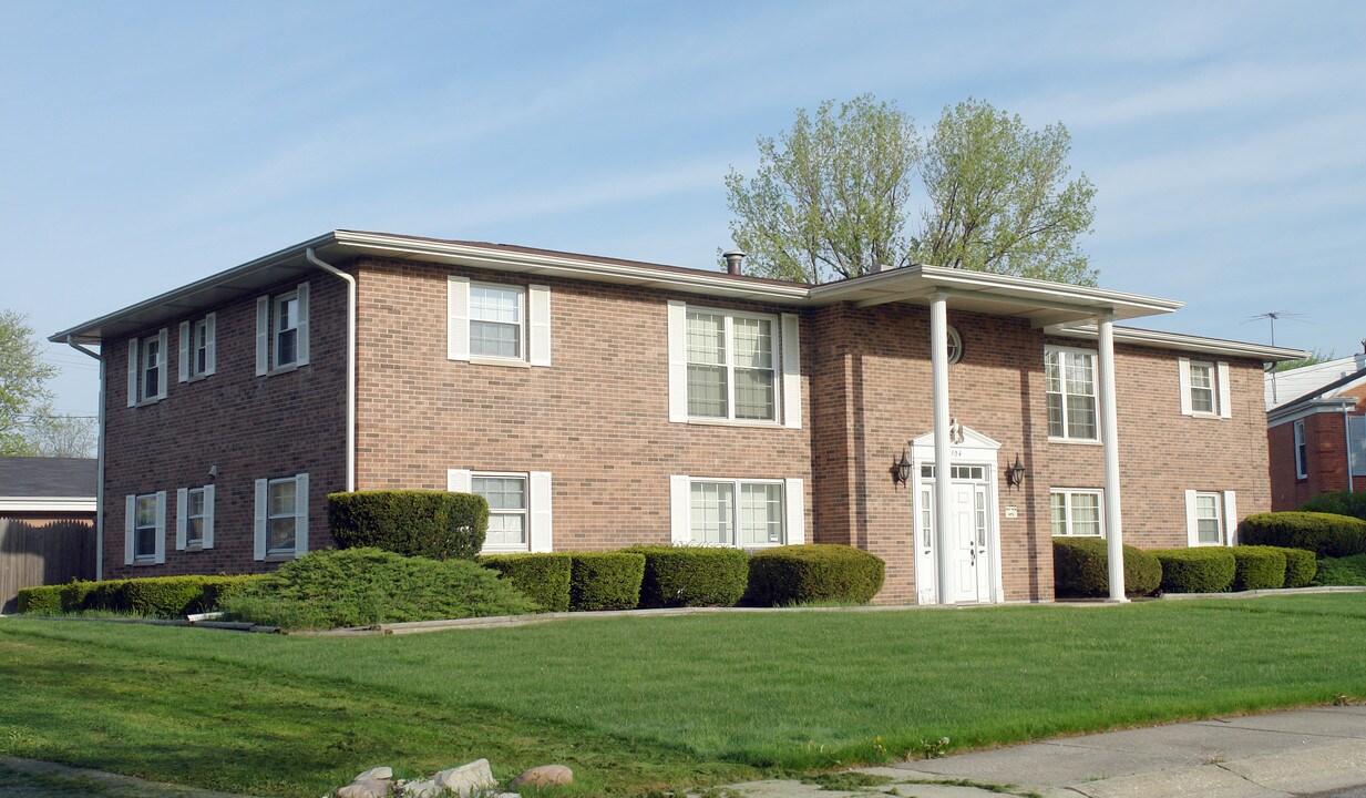 438 Washington St in Hobart, IN - Foto de edificio