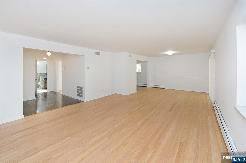 21-31-31 Ridge Rd in Ridgewood, NJ - Building Photo