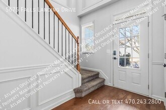 5675 Falls Landing Dr in Cumming, GA - Building Photo - Building Photo
