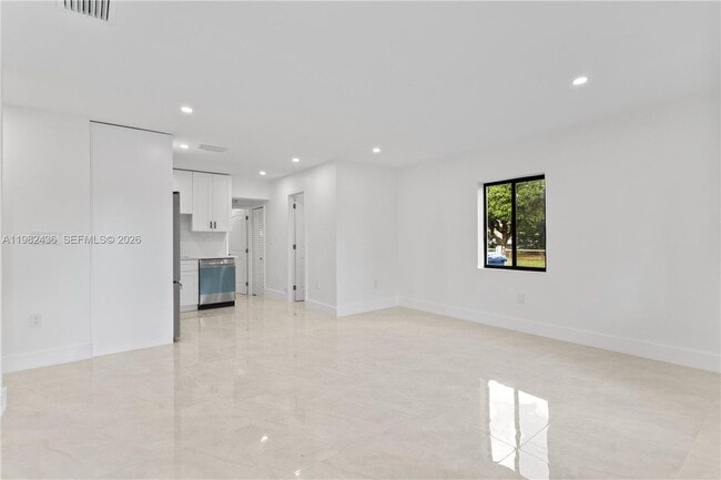 15920 NW 17th Ct in Opa Locka, FL - Building Photo - Building Photo