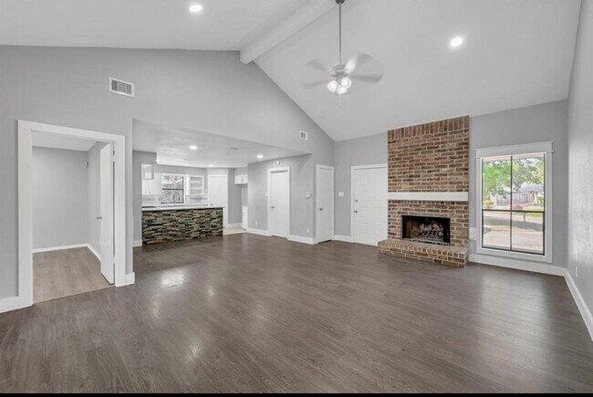 18767 Glen Briar Ln in Houston, TX - Building Photo - Building Photo