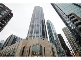 512 N McClurg Ct, Unit 4802 in Chicago, IL - Building Photo