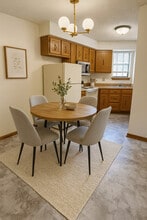 804 N Main St in Lansing, KS - Building Photo - Building Photo