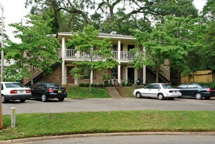 1111 Washington St in Tallahassee, FL - Building Photo
