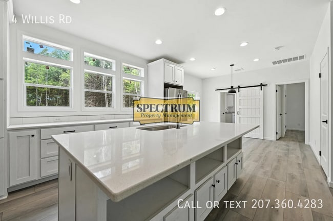 4 Willis Rd in Benton, ME - Building Photo - Building Photo