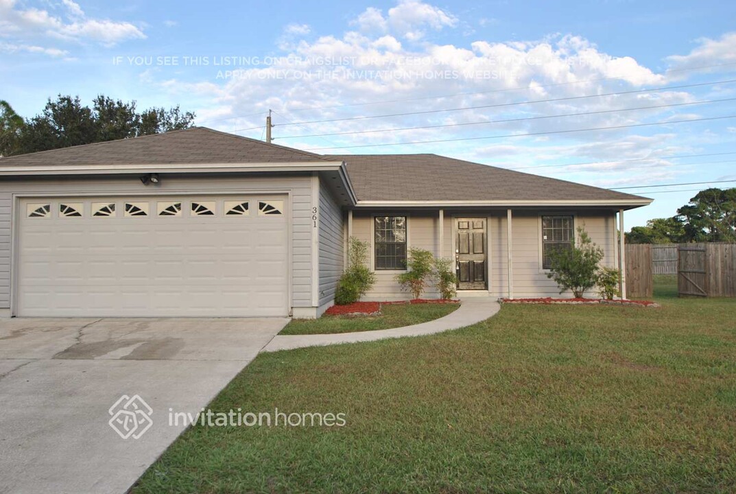 361 Hickory Hollow Dr N in Jacksonville, FL - Foto de edificio