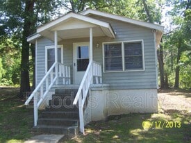 222 Tempting Church Rd in Sanford, NC - Building Photo