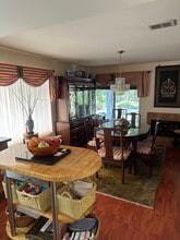 460 Arbor Lane Ct, Unit 101 in Thousand Oaks, CA - Building Photo - Building Photo
