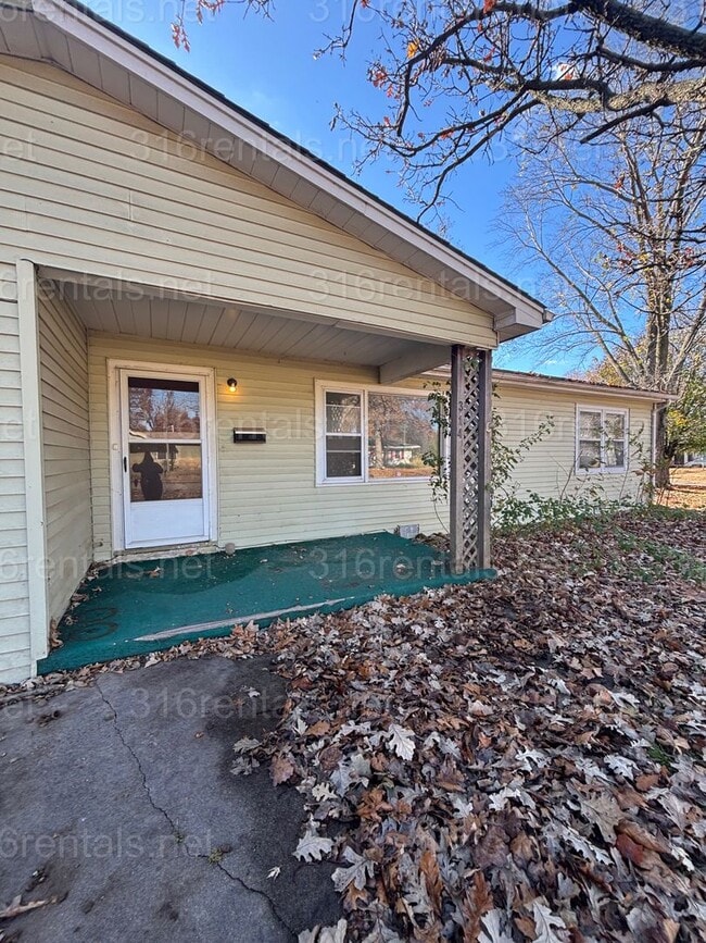 314 Dellway St in El Dorado, KS - Building Photo - Building Photo