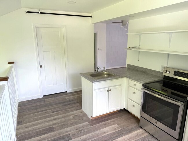 303 Ludlow St in Portland, ME - Building Photo - Building Photo