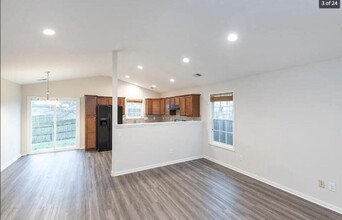 3221 Tiburon Way in Lexington, KY - Building Photo - Building Photo