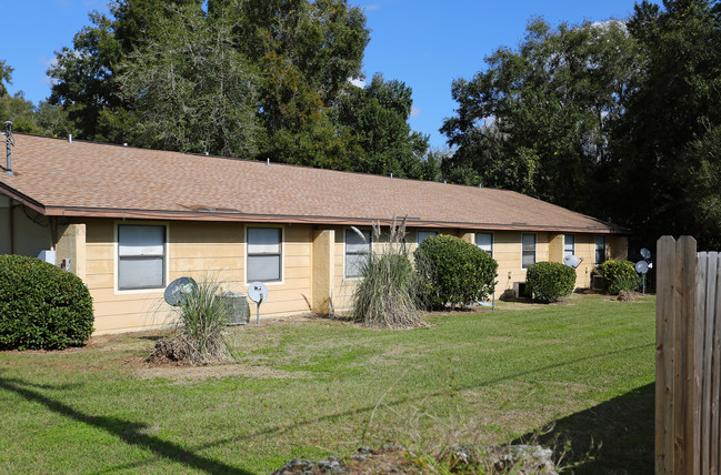 Century Oaks Apartments