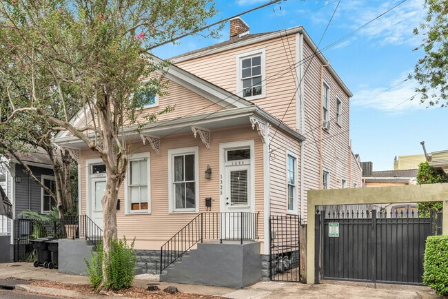 1325 Sixth St in New Orleans, LA - Building Photo - Building Photo