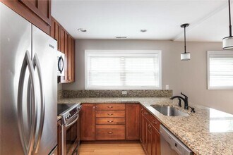610 Forest in Clayton, MO - Building Photo - Building Photo