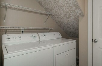 2174 Laurine Ct NE in Salem, OR - Building Photo - Building Photo