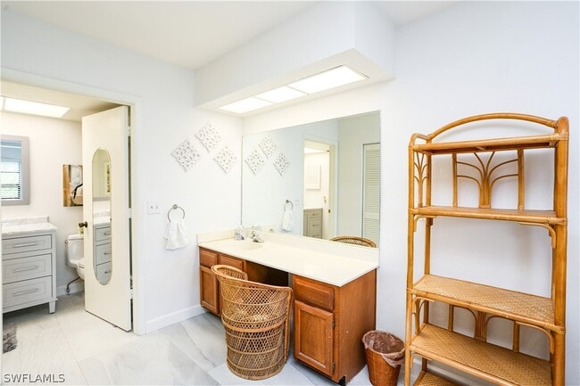 property at 1765 Courtyard Way