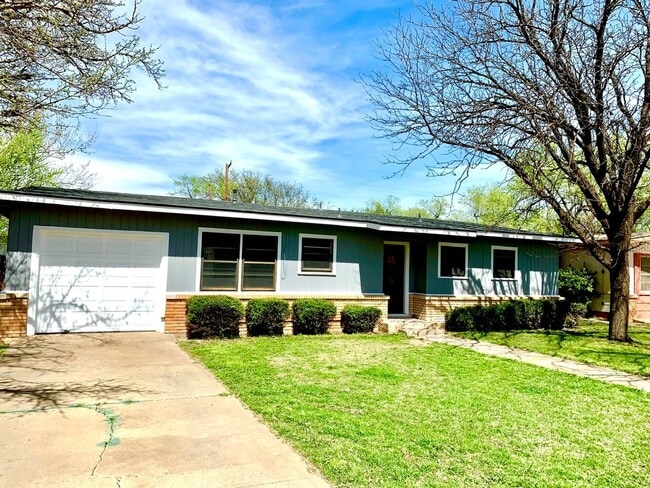 4018 38th St in Lubbock, TX - Building Photo - Building Photo