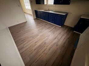 497 Pomegranate in Woodlake, CA - Building Photo - Building Photo