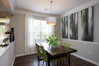Woodhaven at Park Bridge Apartments in Alpharetta, GA - Building Photo - Interior Photo