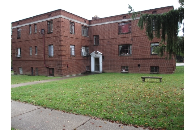 Chestnut Hill Apartments in Latrobe, PA - Foto de edificio