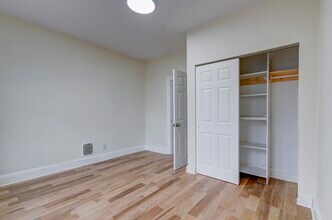 667 Liberty Ave in Jersey City, NJ - Building Photo - Building Photo