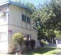 8357 Amigo Ave in Northridge, CA - Foto de edificio - Building Photo