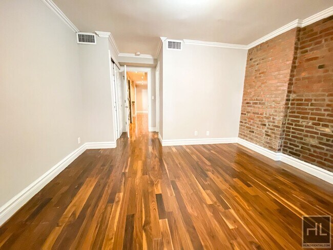 W 21ST ST. in New York, NY - Building Photo - Building Photo