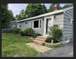 1619 Washington Ave in Portland, ME - Building Photo