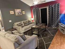 4611 Court Yard Dr, Unit 4611 in Mason, OH - Building Photo