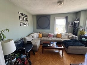 69 Partridge Ave, Unit 2 in Somerville, MA - Foto de edificio - Building Photo