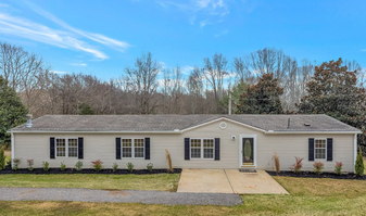 15 Lakeview Dr in Mount Juliet, TN - Building Photo