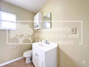 5834 Charlton Dr in Lakeland, FL - Building Photo - Building Photo