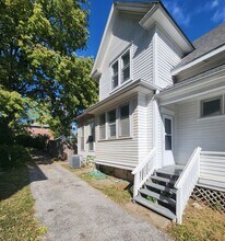 3522 Cass St in Omaha, NE - Building Photo - Building Photo