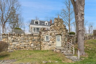 598 N Lake Blvd in Mahopac, NY - Building Photo - Building Photo