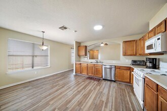 6523 Wellington Meadows Dr in Katy, TX - Building Photo - Building Photo