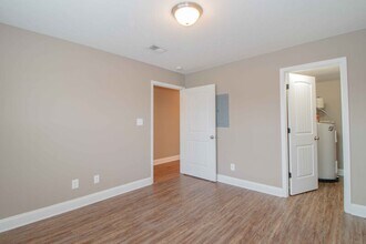 325-D Landrum Pl in Clarksville, TN - Building Photo - Building Photo