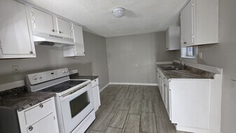 3120 Sunrise St in Memphis, TN - Building Photo