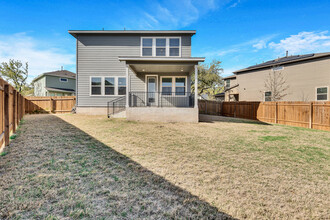 10403 Bramble Berry Dr in Austin, TX - Building Photo - Building Photo