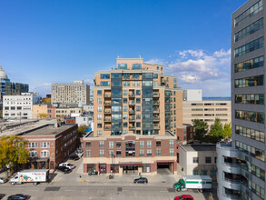 The Madison Mark in Madison, WI - Foto de edificio - Building Photo