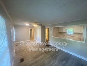 4632 Burks Rd in Forest Park, GA - Building Photo - Building Photo